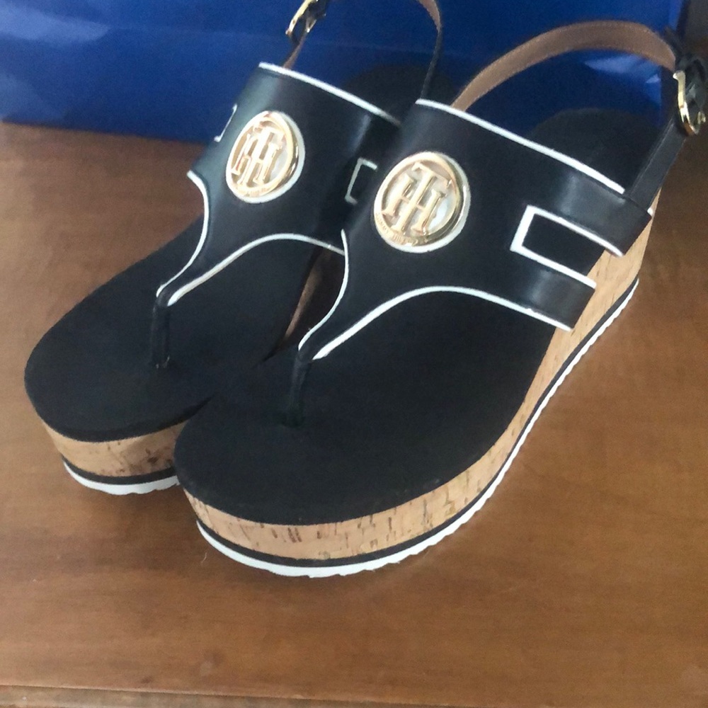 New! Tommy Hilfiger Wedge Sandals